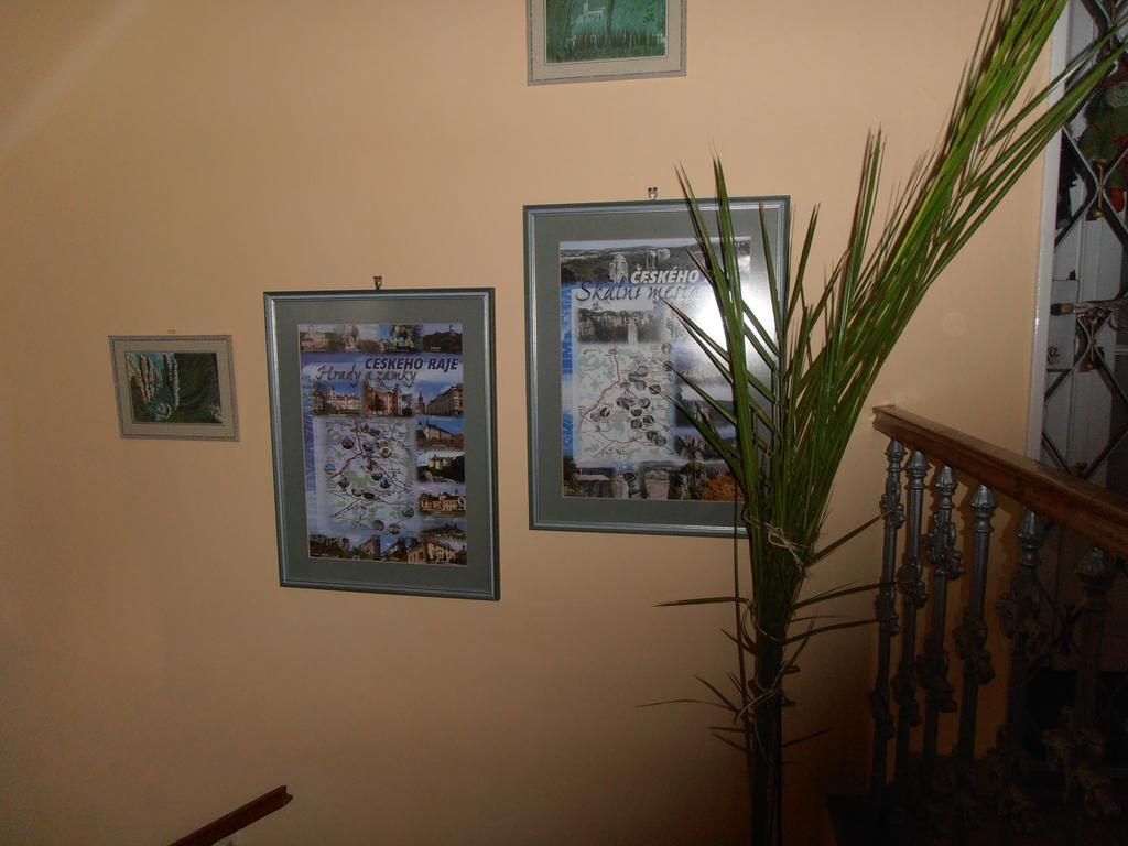 Penzion U Ceske Koruny Jičín Exterior foto